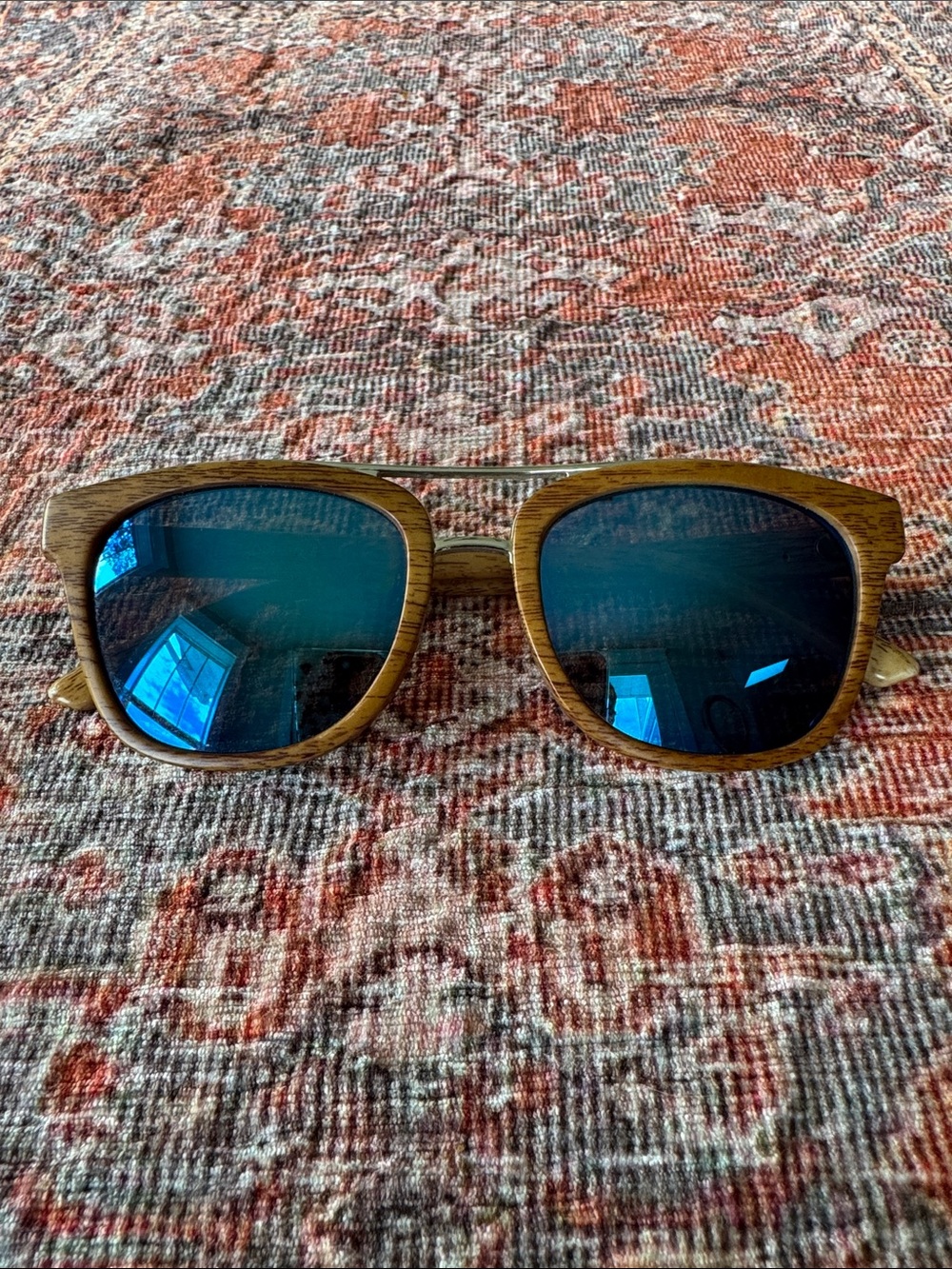 Southpole Woodgrain Bar Sunglasses Sunnies Silver Bar and Blue Metallic Lenses